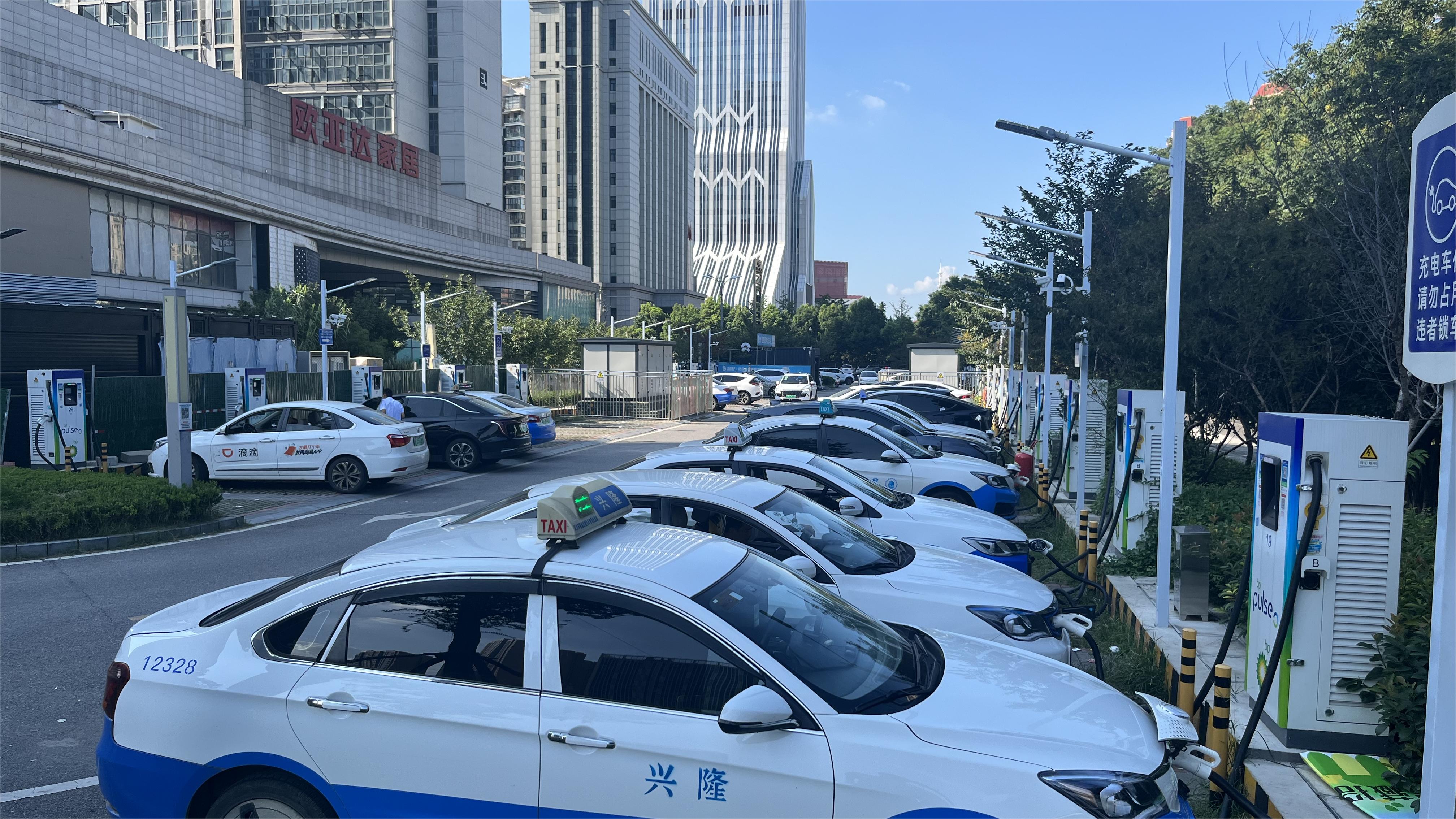 深圳科華：齊聚綠城鄭州，共謀產(chǎn)業(yè)發(fā)展